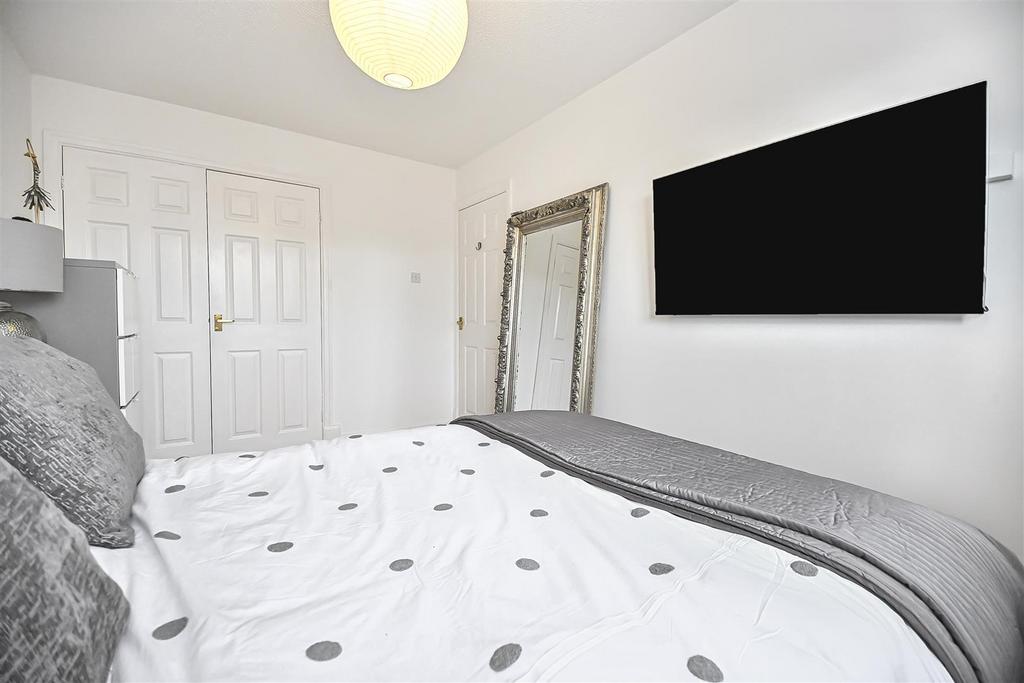 14 Clough House Drive Bedroom 1 (2).jpg