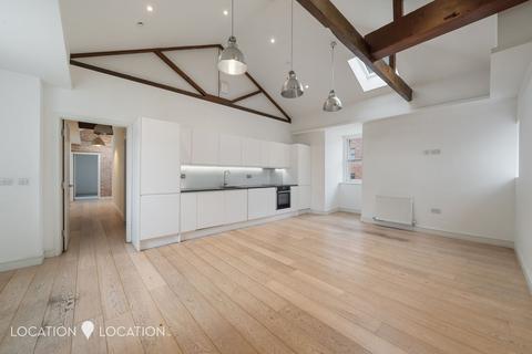 undefined, Newington Green, London, N16