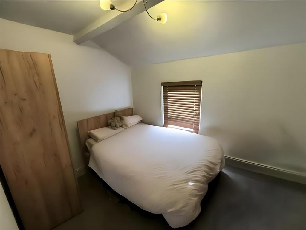 Bedroom 2.png