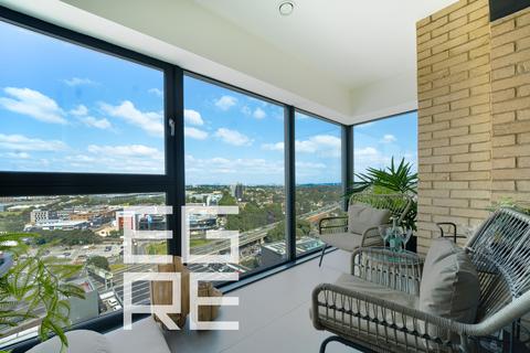 2 bedroom apartment for sale, Kew Bridge Rise, Brentford TW8