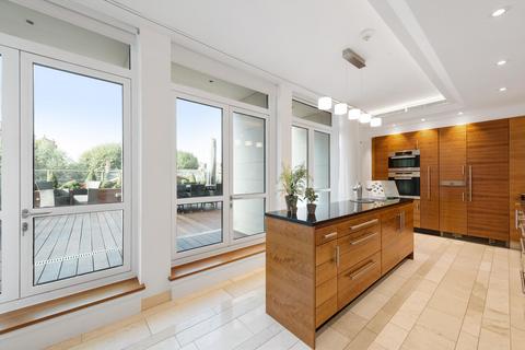 3 bedroom flat to rent, Lancelot Place, London, SW7