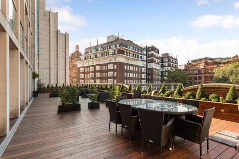 3 bedroom flat to rent, Lancelot Place, London, SW7