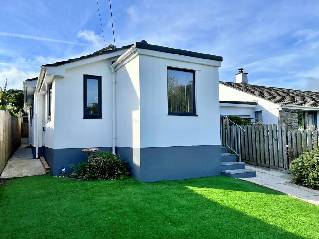 2 Bedroom Bungalow for Sale