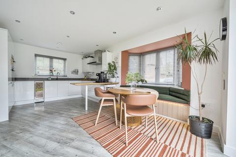 3 bedroom detached house for sale, The Framptons, Netley Abbey, Southampton, SO31