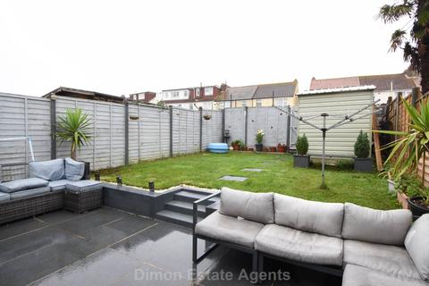 3 bedroom semi-detached house for sale, Foxlea Gardens, Gosport