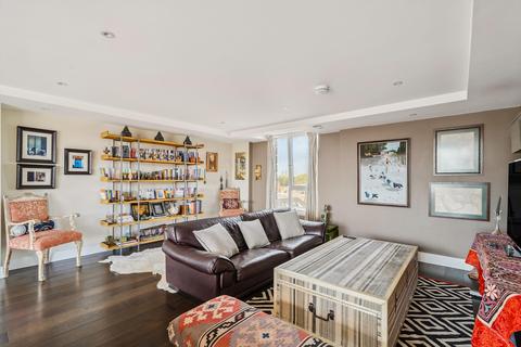 2 bedroom apartment for sale, Wapping High Street, London, E1W