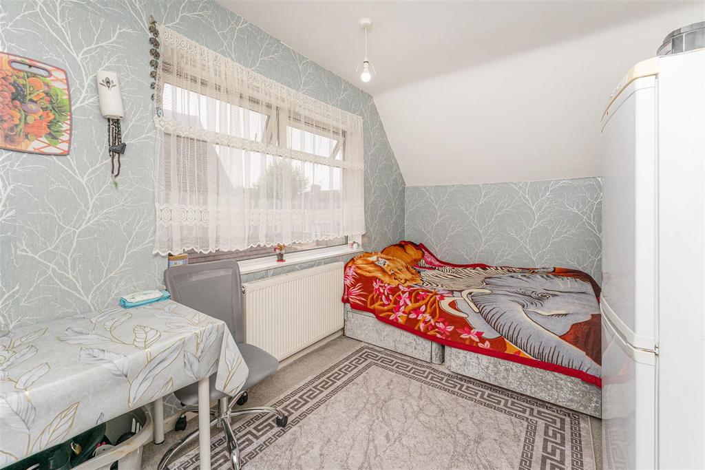 Haselbury Road (11).jpg