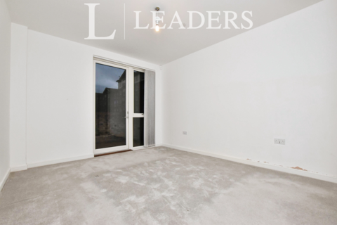 2 bedroom house to rent, Carriage House, Morton Peto Road, CM23