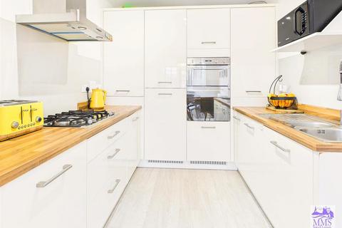 undefined, Chinon Grove, Strood