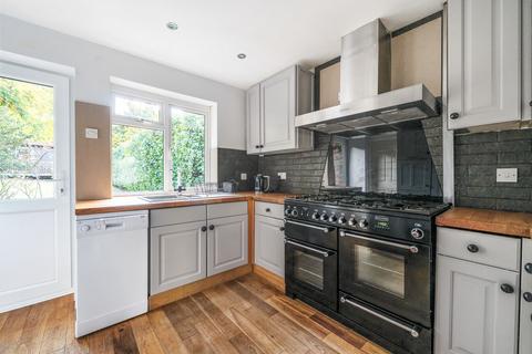 undefined, New Road, Godalming GU8