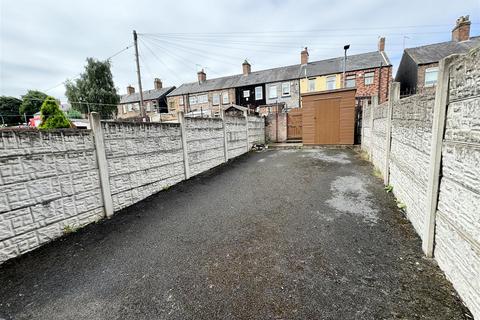 2 bedroom terraced house to rent, Gordon Street, Barnsley, S70 3PX
