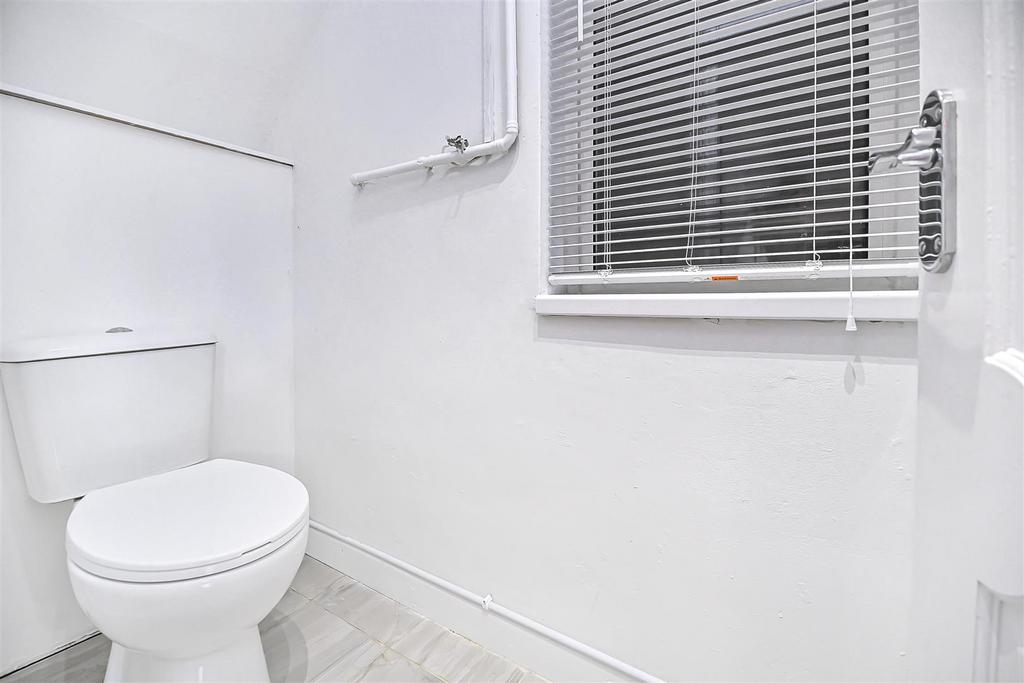 17 Unsworth Road WC.jpg