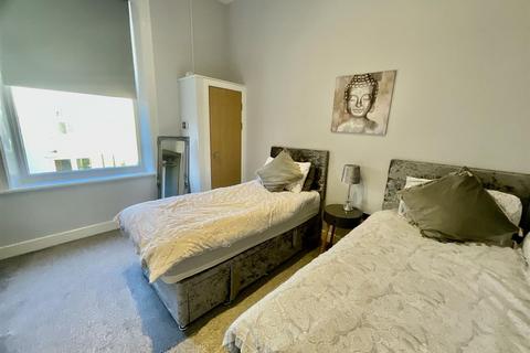 2 bedroom property to rent, Prince Of Wales Terrace, Scarborough, YO11