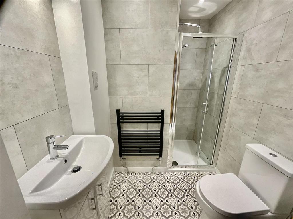 5 D76 BB6 D-B01 E-4 A83-ADFB-566 E65 E5 BE0 C.jpeg