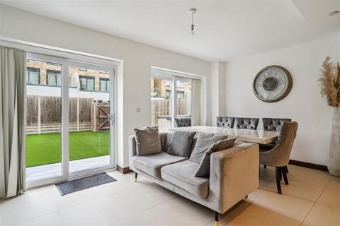 4 bedroom townhouse for sale, Noel Coward Avenue, Denham Film Studios