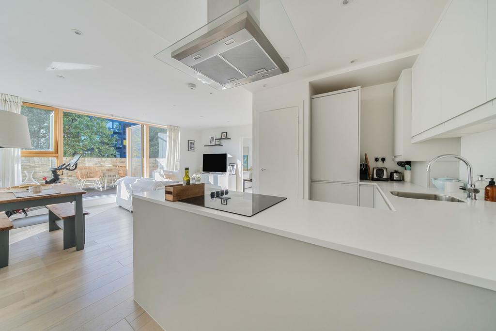 Kitchen/Reception