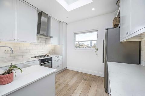 3 bedroom flat to rent, Stephendale Road, London SW6