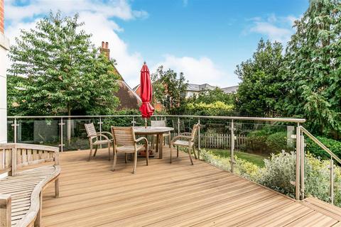 2 bedroom apartment for sale, Crayshaw Court, Abbotsmead Place, Caversham, Reading