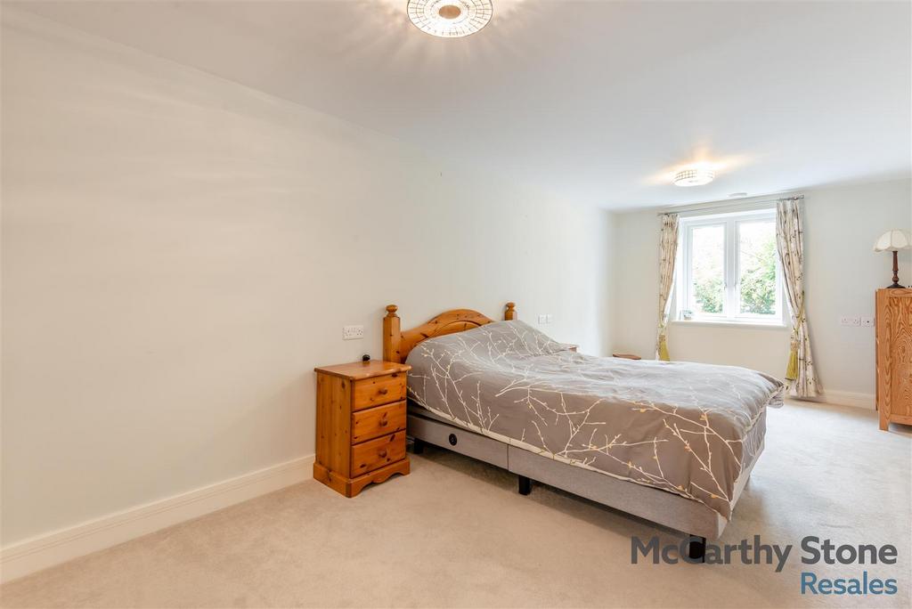 8667108-interior07.jpg
