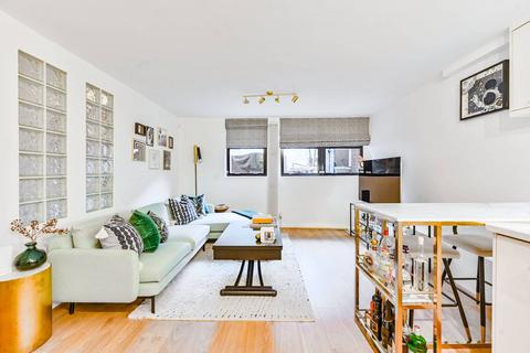 3 bedroom flat for sale, Rampayne Street, Pimlico, London, SW1V