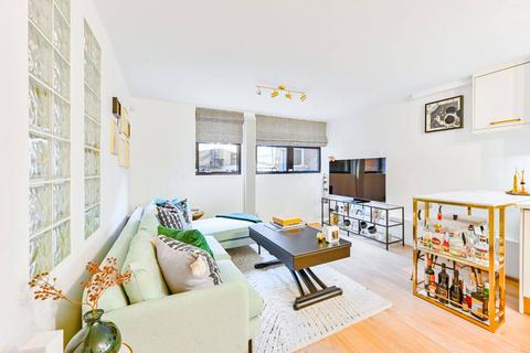3 bedroom flat for sale, Rampayne Street, Pimlico, London, SW1V