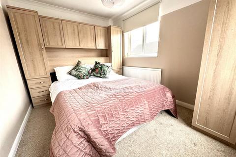 13 Cheshunt Road, Belvedere, DA17 5JH
