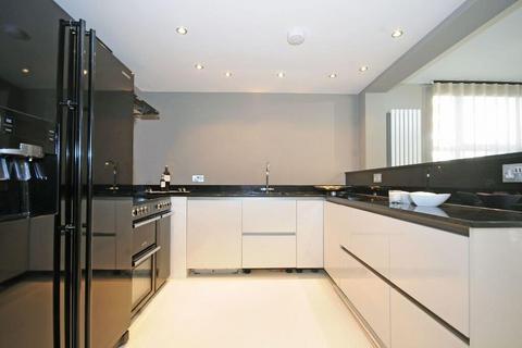 3 bedroom apartment to rent, Boydell Court, St John's Wood Park NW8