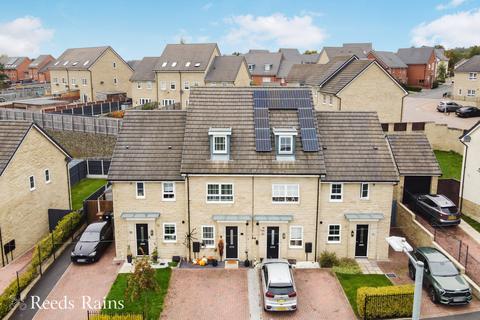 undefined, Fields Farm Road, Greater Manchester SK14