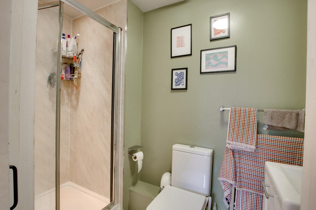 En- Suite