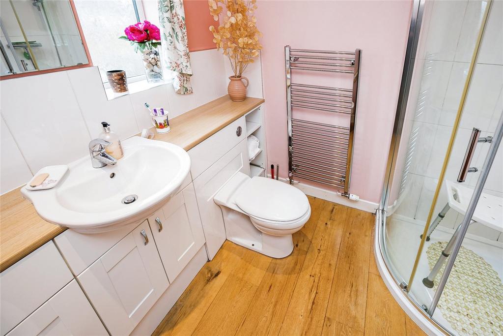 Ensuite