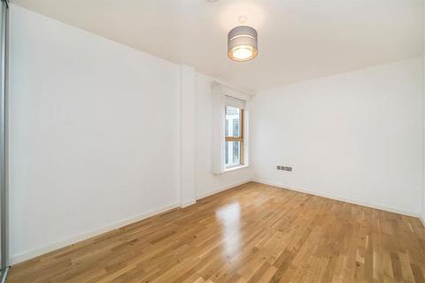 3 bedroom flat for sale, Blackheath Hill, London SE10