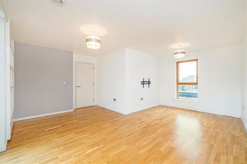 3 bedroom flat for sale, Blackheath Hill, London SE10