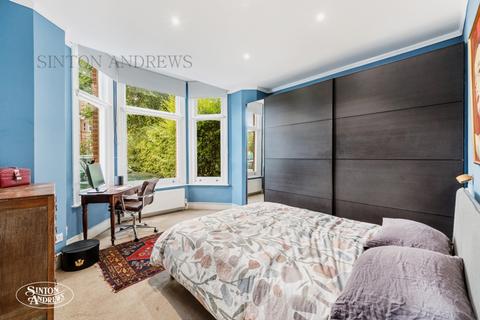 2 bedroom apartment for sale, Madeley Road, Ealing, W5