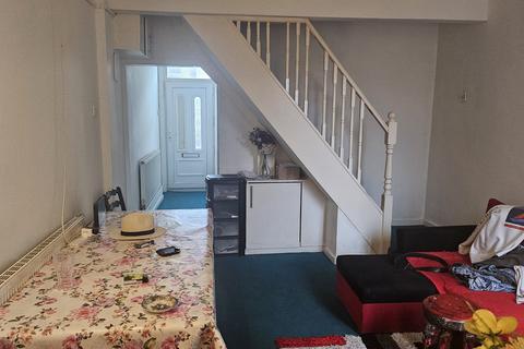 undefined, Charlton Street, Grays RM20