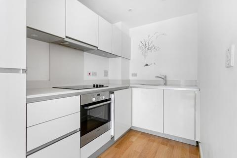 1 bedroom apartment to rent, Residence Tower, London N4