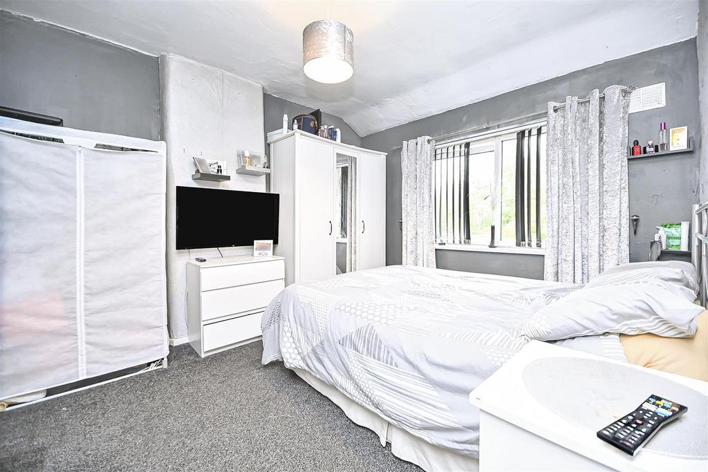 34 Hilda Street Bedroom 2.jpg
