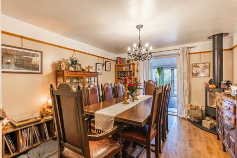 4 bedroom end of terrace house for sale, Watton