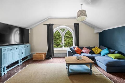 3 bedroom flat for sale, Shortlands Road, Shortlands, BR2