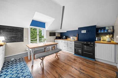 3 bedroom flat for sale, Shortlands Road, Shortlands, BR2