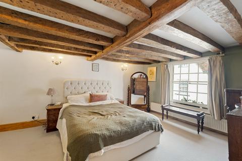 5 bedroom terraced house for sale, West Street, Faversham, Kent, ME13