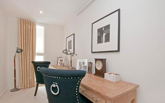 Reception-room-Grosvenor Waterside-Gatliff-Road- Lo
