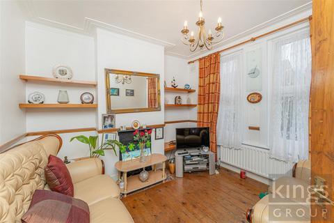 2 bedroom flat for sale, Hitcham Road, London