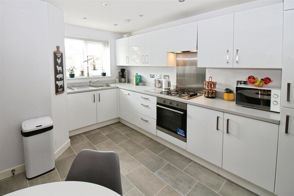 Fitted Kitchen