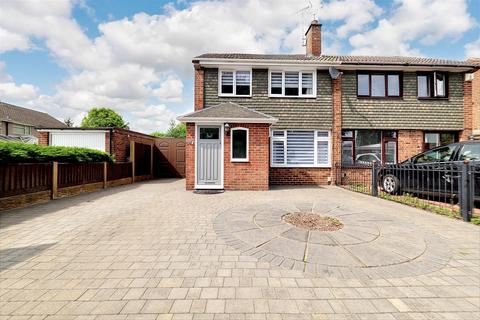 3 bedroom semi-detached house for sale, Derwent Road, Bedworth CV12