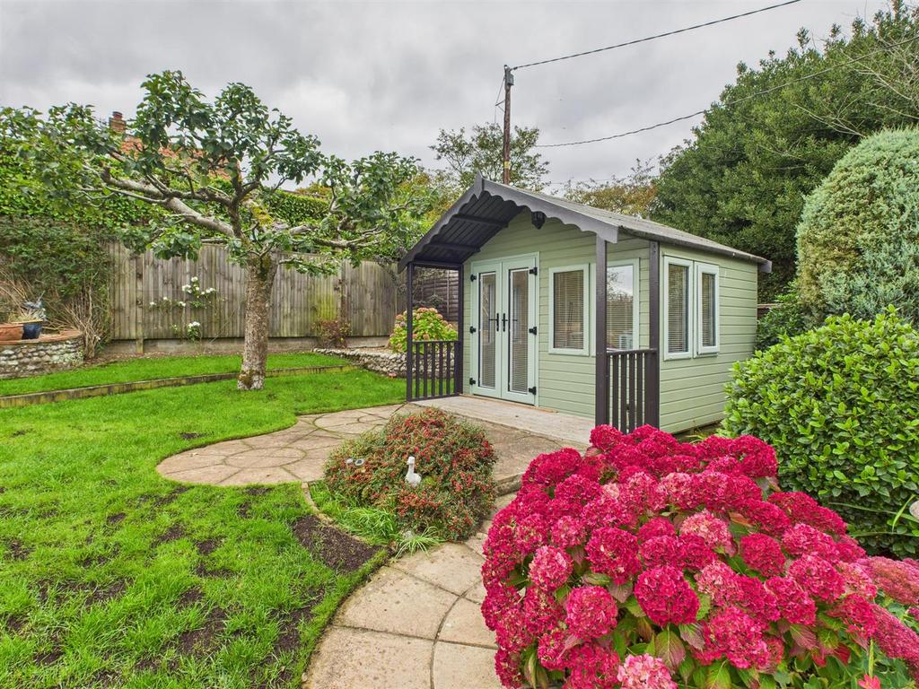 CAM04116 G0-PR0267-STILL003.jpg