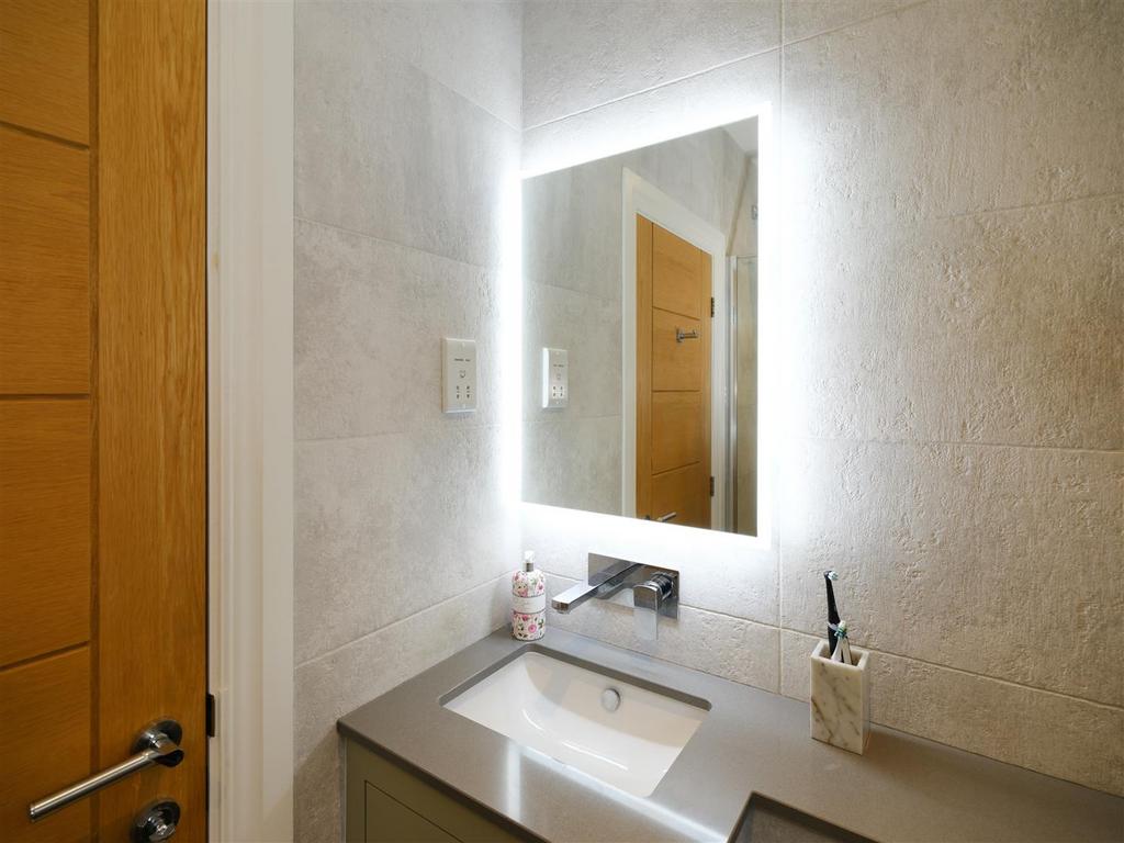 Master ensuite