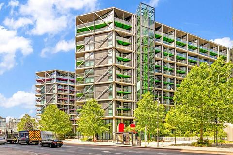 2 bedroom apartment to rent, Riverlight Quay, London SW11