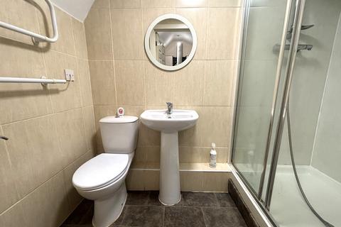 undefined, Clarendon Park Road, Leicester LE2