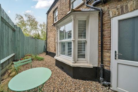 2 bedroom flat for sale, Thurlow Hill, West Dulwich, London, SE21