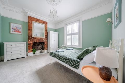 Thurlow Hill, West Dulwich, London, SE21
